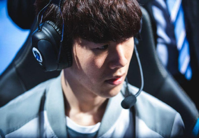 丁俊晖显得 丁俊晖显得