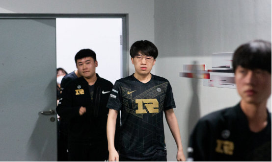 岛队备战策 岛队备战策